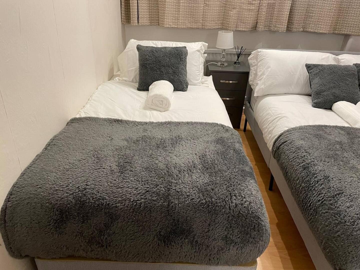 Well-preserved Cozy1br Flat In Lcy With Free Parking Apartament
